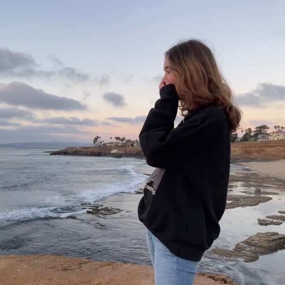 Meet your Posher, Ava - Picture 1 of 1